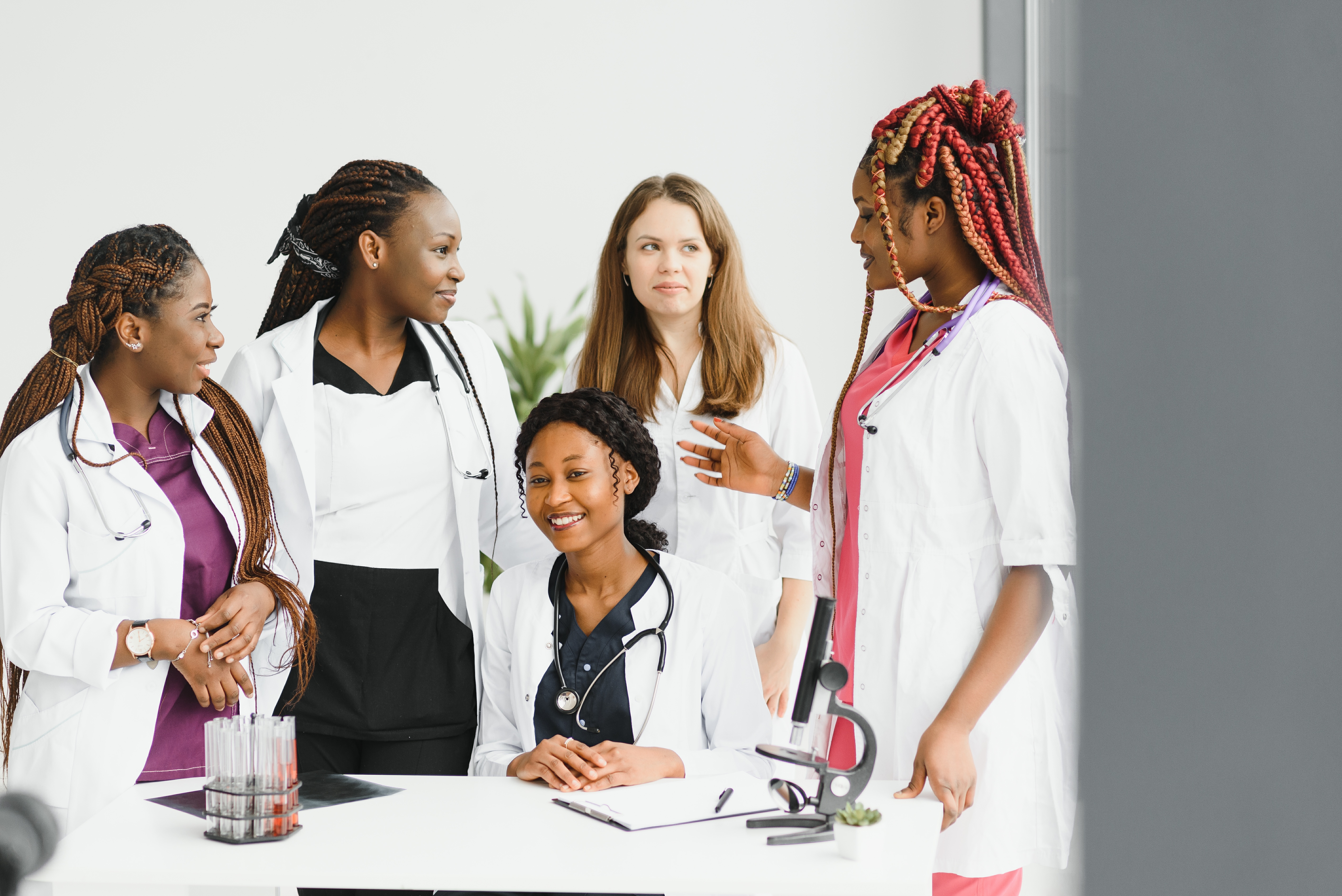 Group,Of,African,American,Doctor,And,Nurse,In,Hospital,Ward